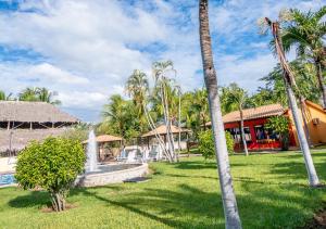 Aed väljaspool majutusasutust Hotel Guanacaste Lodge