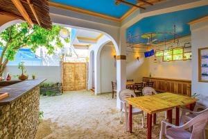 Gallery image of Select Village Maafushi in Maafushi