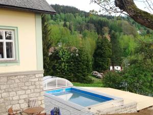 The swimming pool at or close to Chata Hugo - 3 Retreat Apartments