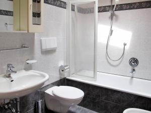 Kylpyhuone majoituspaikassa Casa Lausa