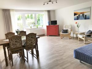 TV a/nebo společenská místnost v ubytování Haus Sonnenschein