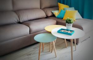 Ein Sitzbereich in der Unterkunft Benal-beach Marina Deluxe