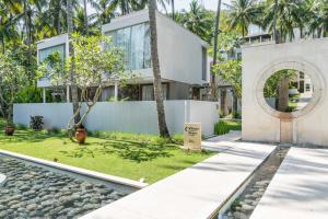 Aed väljaspool majutusasutust Svarga Resort Lombok
