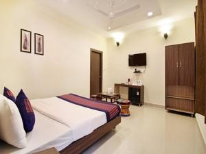 Gallery image of Taj Haveli Agra - 5 Minute Walking Distance from Taj Mahal Agra in Agra