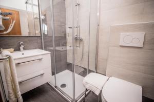 A bathroom at Garnì Bellavista