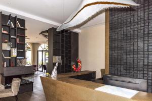 Posezení v ubytování SEETELHOTEL Strandhotel Atlantic das Boutiquehotel am Meer