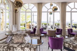 Posezení v ubytování SEETELHOTEL Strandhotel Atlantic das Boutiquehotel am Meer