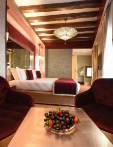 Część wypoczynkowa w obiekcie Santa Croce Boutique Hotel
