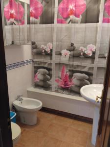 A bathroom at Fogar de Breogan