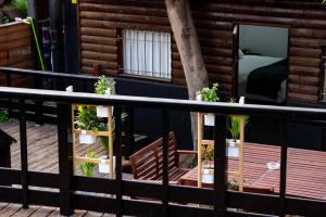 Balkón nebo terasa v ubytování Kinneret Lodging