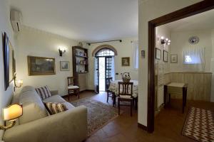 Posezení v ubytování Castelletto di Montebenichi
