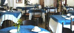 Restorāns vai citas vietas, kur ieturēt maltīti, naktsmītnē Hotel La Playa
