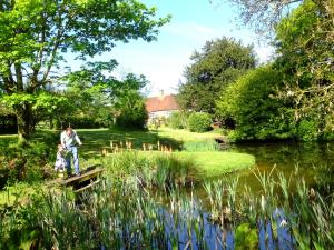 Gallery image of Hollow Meadow House in Priors Marston