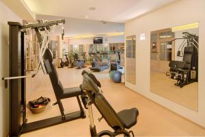 
The fitness center and/or fitness facilities at Majestic Hotel & Spa Resort
