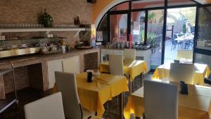 Εστιατόριο ή άλλο μέρος για φαγητό στο B&B La Perla 2