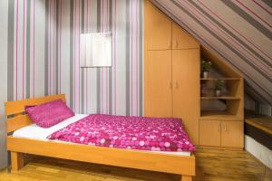 Postel nebo postele na pokoji v ubytování Hostel Centar