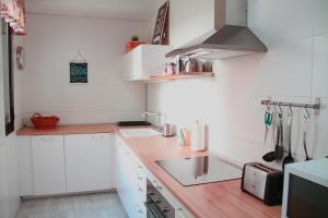 A kitchen or kitchenette at Teatro Cervantes SigloXXI
