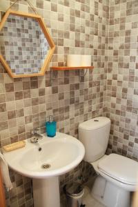 A bathroom at Teatro Cervantes SigloXXI