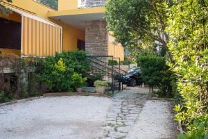 Zahrada ubytování Villa Domus Salento Suites & Rooms con parcheggio privato in loco