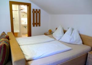 Postel nebo postele na pokoji v ubytování Haus Appesbacher