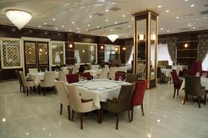 Restaurace v ubytování Atlas Hotel Baku