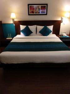 Krevet ili kreveti u jedinici u objektu Hotel Sewa Grand Faridabad