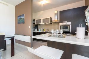 Kuchyň nebo kuchyňský kout v ubytování Apartman Verica