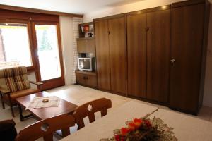 Dapur atau dapur kecil di Myzermatt Monazit