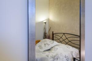Ein Bett oder Betten in einem Zimmer der Unterkunft Apartments Karla & Marija