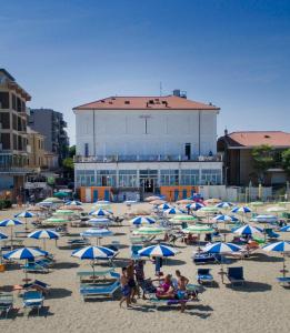 Foto dalla galleria di Hotel Lido a Rimini