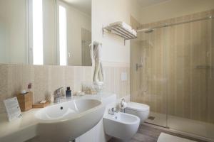 Koupelna v ubytování Hotel Lido