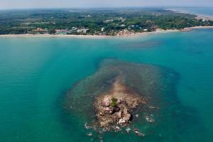 Una vista aérea de Parawee Resort