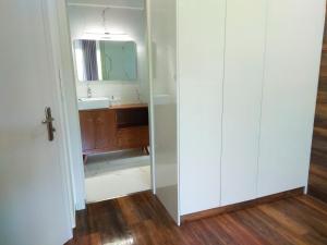 A bathroom at Limonchello