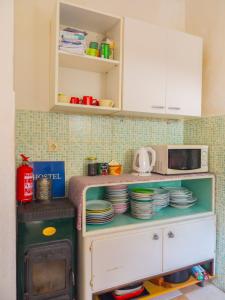 Dapur atau dapur kecil di Hostel Kapa