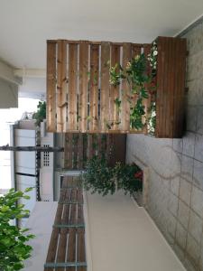A kitchen or kitchenette at Urban Sea Apts