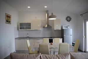 Fotografie z fotogalerie ubytování Apartman Đani-Podstrana v destinaci Podstrana
