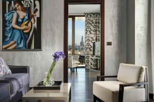 A seating area at Uptown Palace