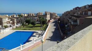 Bazén v ubytovaní Bungalow Junto A La Piscina, Gran Alacant alebo v jeho blízkosti