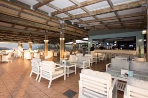 Restaurace v ubytování Mikes Beach Lux