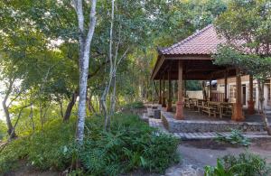 Vườn quanh Menjangan Ecolodge - CHSE Certified