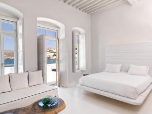 Postel nebo postele na pokoji v ubytování Villa Kampani Sea View Villa Mykonos Town + 37 fotografií