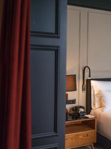 Wittmore Hotel - Adults Only, Small Luxury Hotels客房内的一张或多张床位