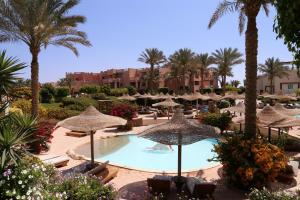 Вид на басейн у Rehana Sharm Resort - Aquapark & Spa - Couples and Family Only або поблизу