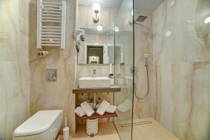Koupelna v ubytování Hotel Skradinski Buk