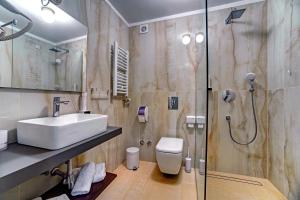 Koupelna v ubytování Hotel Skradinski Buk