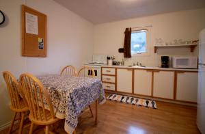 Gallery image of Gros Morne BaseCamp in Norris Point
