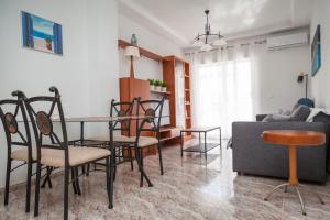 A seating area at Apartment SolMar