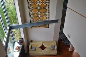 Posezení v ubytování Modern B & B