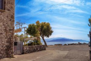 a house with a view of the ocean at Ianos Maisonette in Paralía Sergoúlas