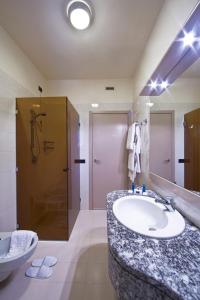Koupelna v ubytování Hotel Desenzano